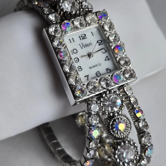 Vivani Women's Rhinestone Bling Watch Quartz Untested As-Is Need Battery - Picture 2 of 5